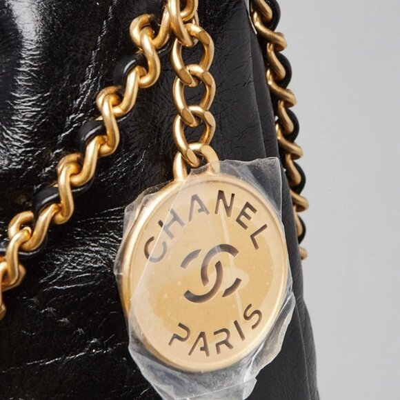 Chanel Black Quilted Shiny Calfskin Leather Pearl Strap Chanel 22 Mini Bag - Picture 5 of 11